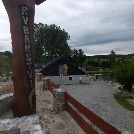 Lipno Bergmax, Areal Lipno 16min Dojezd - Male Lipno S Terasou A Zahradkou, Parking Free