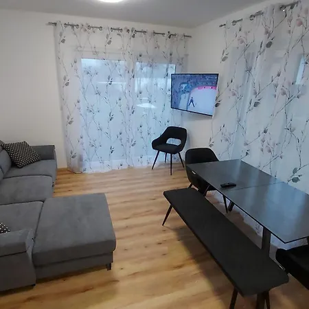 Lipno Bergmax: Retreat With Garden Terrace Apartment Cerna v Posumavi