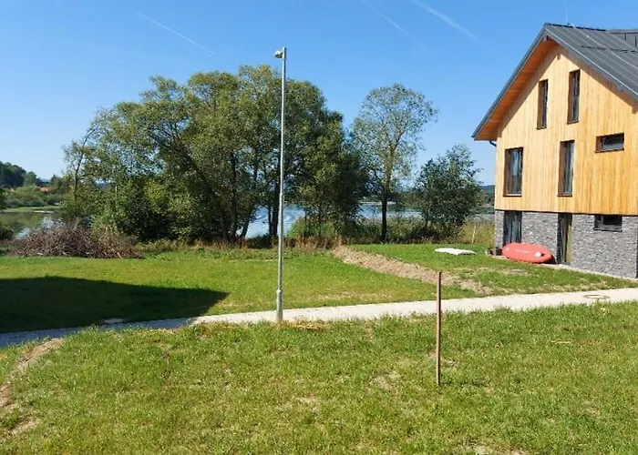 Lipno Bergmax: Retreat With Garden Terrace Apartment