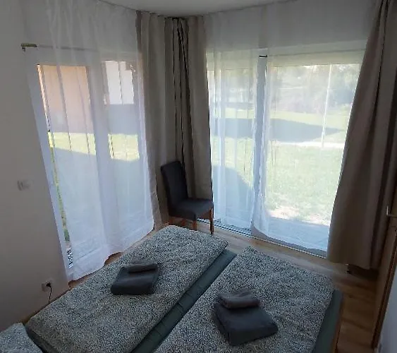 Lipno Bergmax: Retreat With Garden Terrace Cerna v Posumavi